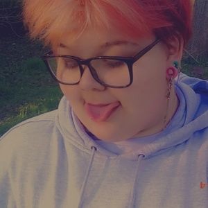 Meet your Posher, Kera